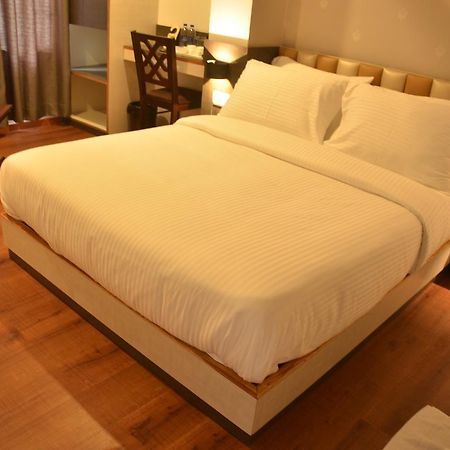 Hotel Aura Shillong Esterno foto