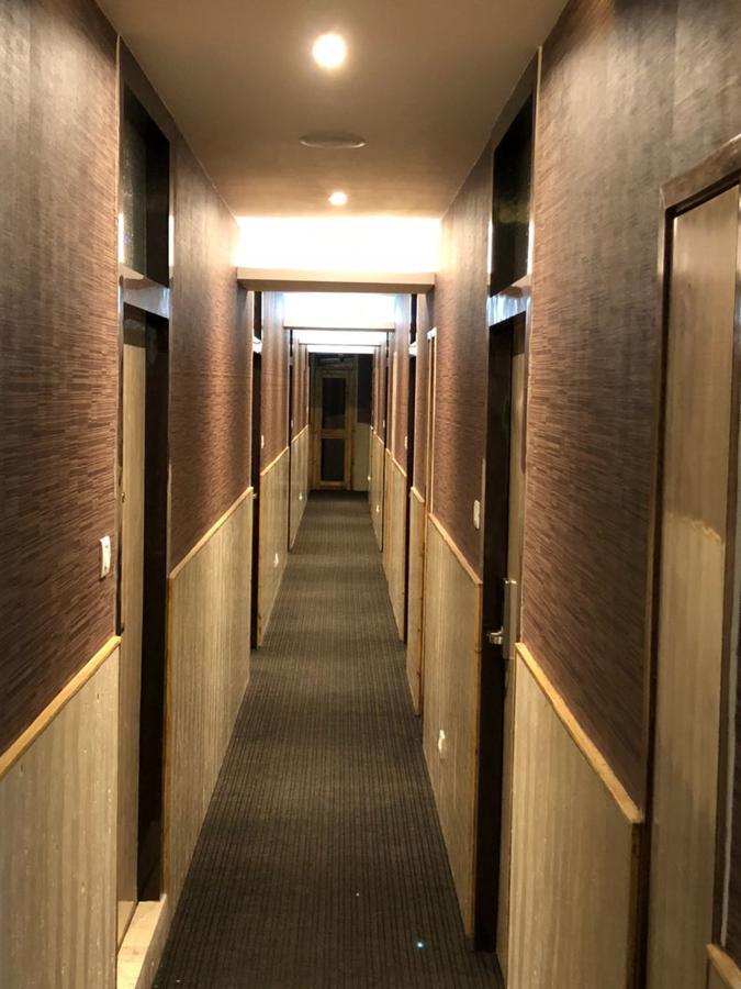 Hotel Aura Shillong Esterno foto